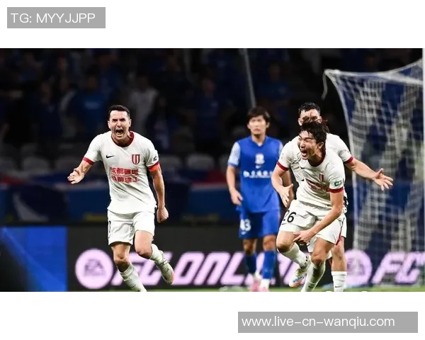 李璇分析中超争冠形势申花实力不足国安似受国足困扰