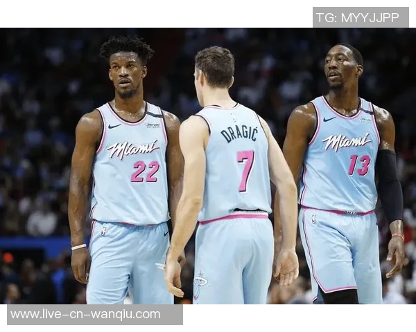 凯尔登盛赞文班在攻防两端的核心作用团队将紧随其后共同进步 凯尔登盛赞文班在攻防两端的核心作用团队将紧随其后共同进步